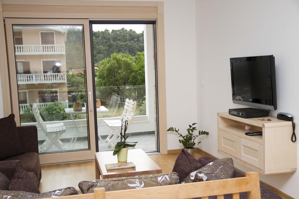 Apartments Brezanin Sutomore Εξωτερικό φωτογραφία